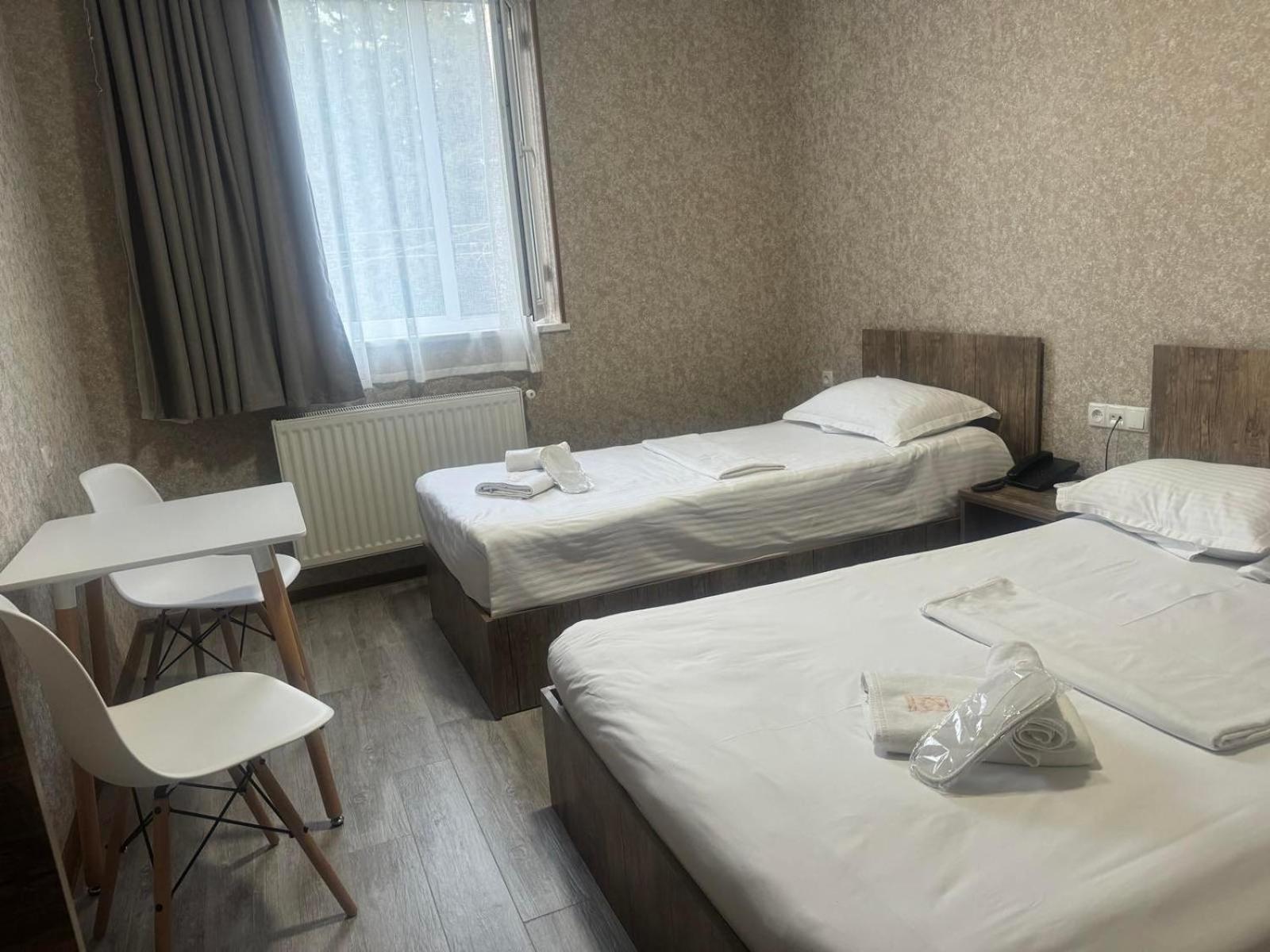 Hotel Skib Tbilisi Eksteriør billede